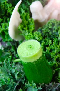 Super Cleansing Green Kale & Coriander Drink