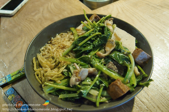Vege Creek: Vegan Soya-Mixed Meat Restaurant In Taipei