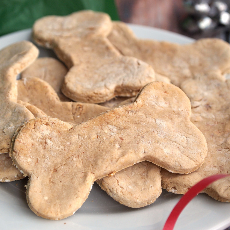 Vegan Holiday Dog Treats The Veggie Blog