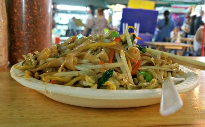 Vegan Pad Thai in Bangkok