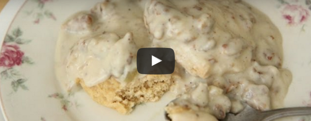 Vegan White Sausage Gravy And Buttermilk Biscuits