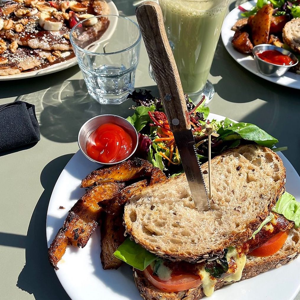 Outdoor Vegan Brunch in Toronto