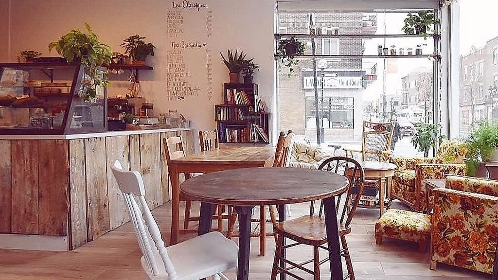 cozy vegan cafes in canada